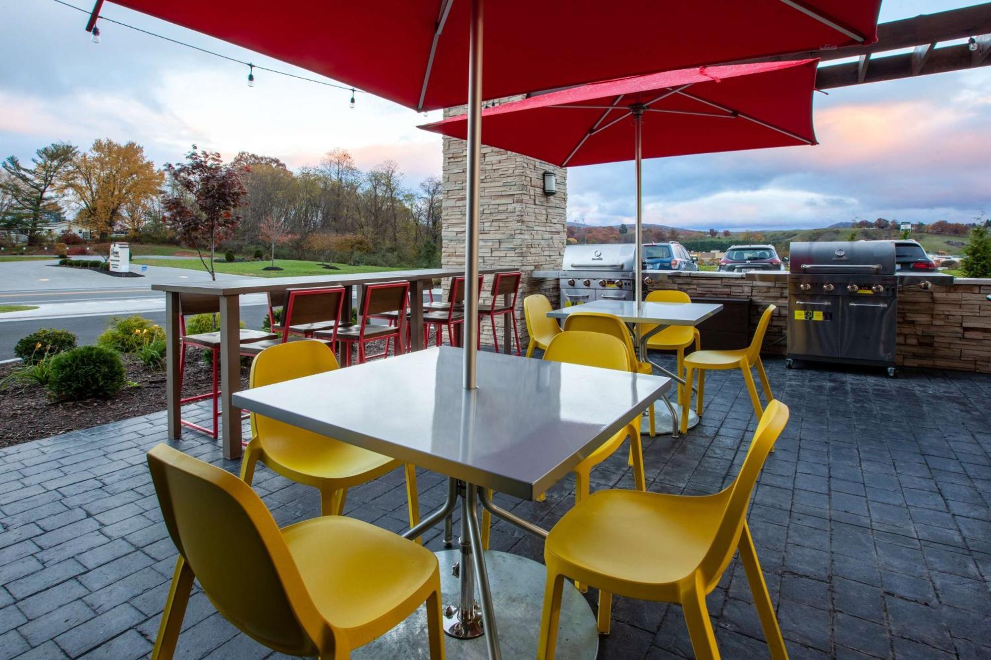 Home2 Suites By Hilton Lewisburg, Wv Екстер'єр фото